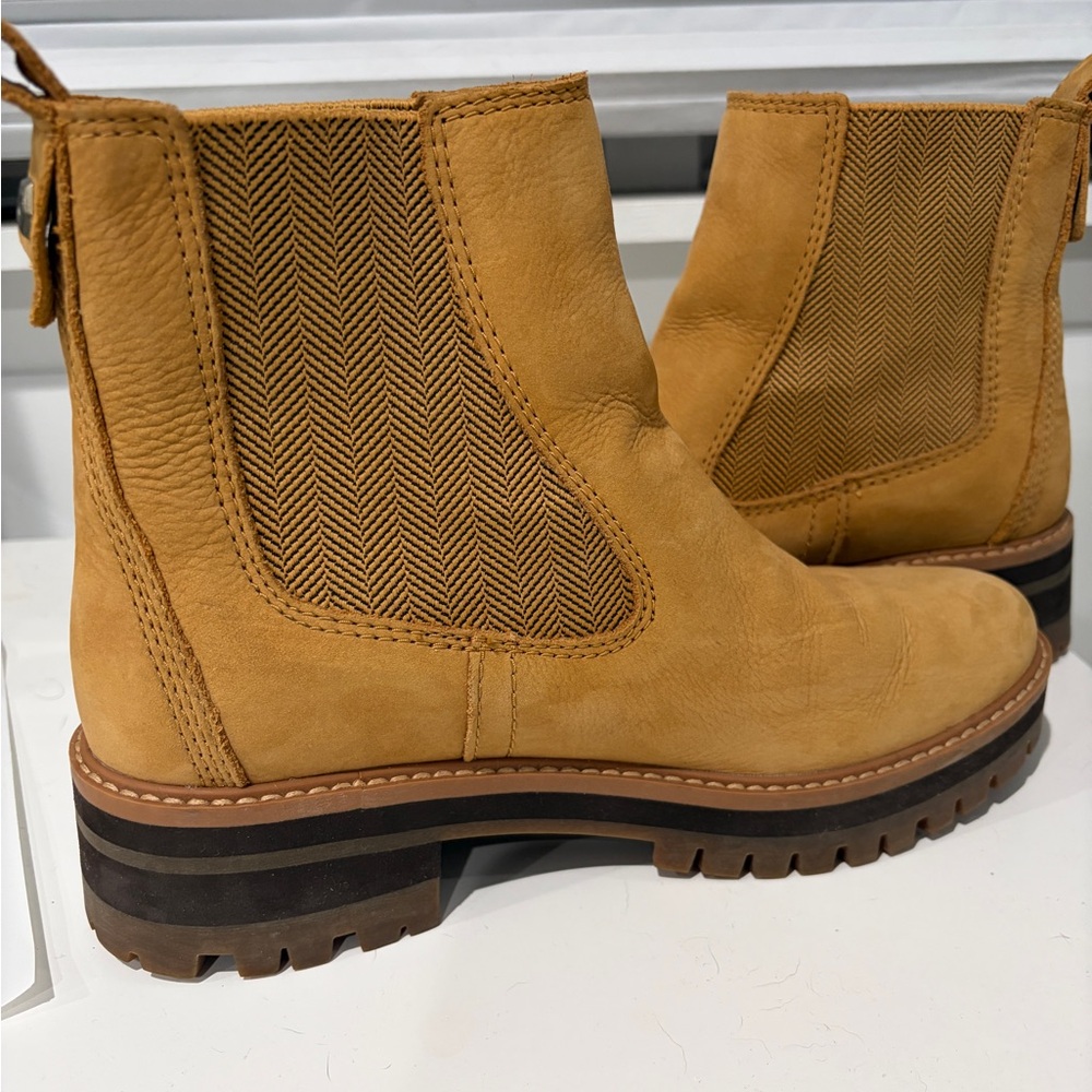 Timberland Light Brown Leather Ankle Boots